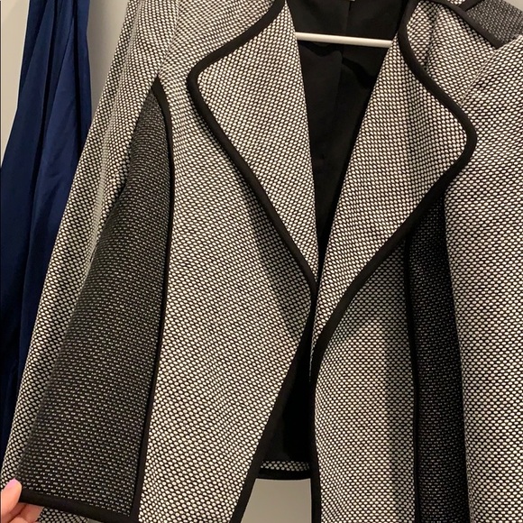 DKNY DKNYC blazer sz 6 black and white tweed - Picture 2 of 4